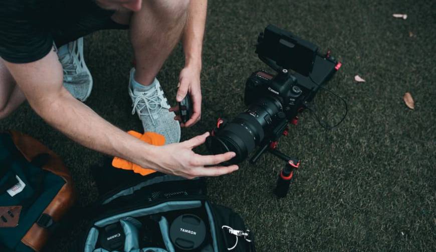 色彩心理学×动态美学，石龙区产品视频拍摄公司唤醒感官冲击力