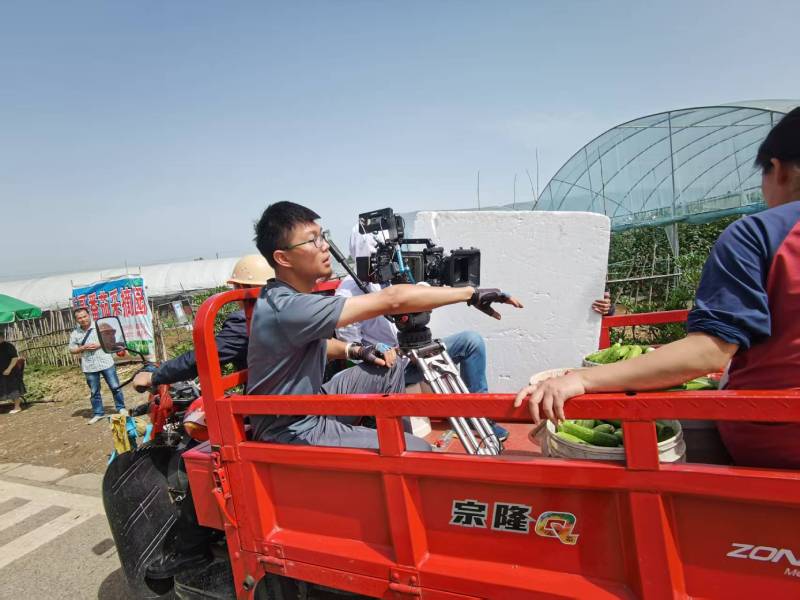 电商爆款背后的推手：石龙区产品视频拍摄公司精准捕捉卖点痛点